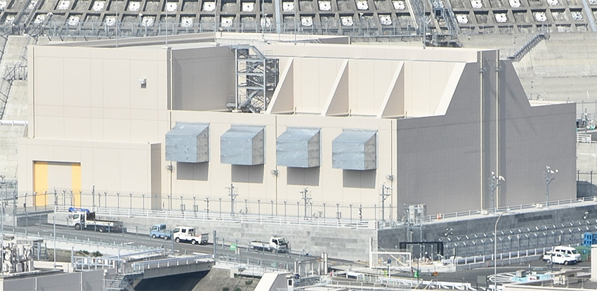 使用済燃料乾式貯蔵建屋の外観